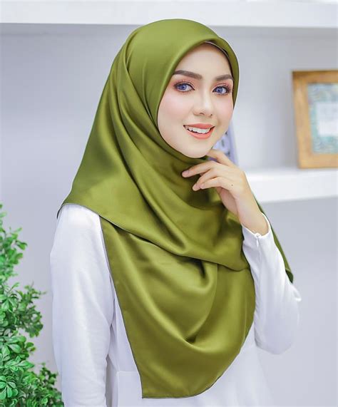 Malay tudung 5 .